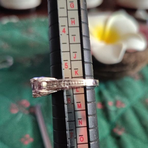 Sterling Silver Pink Sapphire Ring - Picture 5 of 6